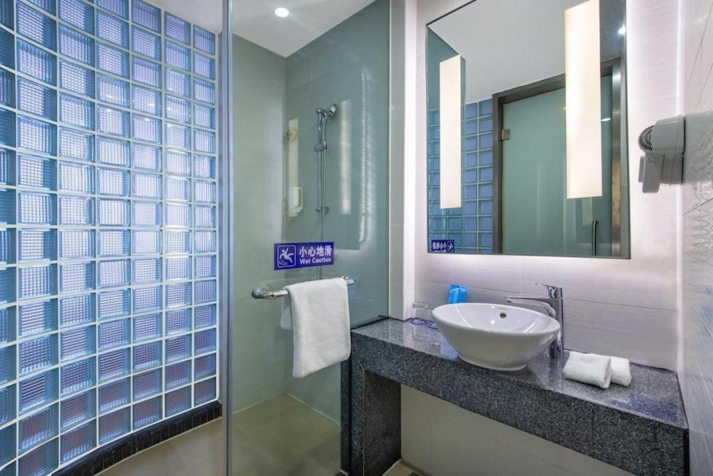 Holiday Inn Express Yangzhou City Center By Ihg Exterior foto